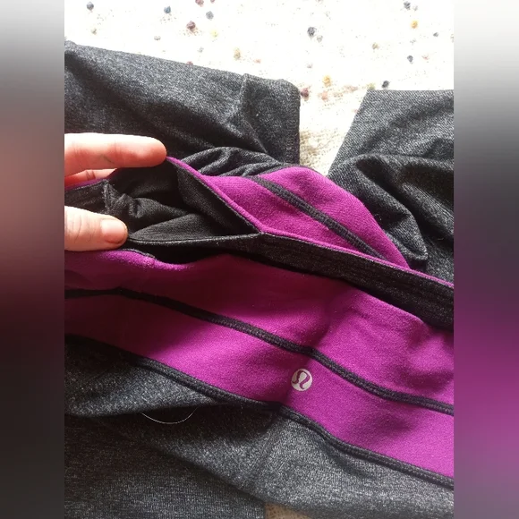 Lululemon Clam Digger Purple And Heathered Gray Capris - Picture 6 of 13